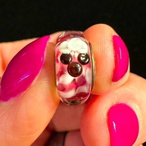 Authentic Chamilia .925 Sterling Silver Disney Minnie Mouse Murano Glass Charm - Picture 4 of 4